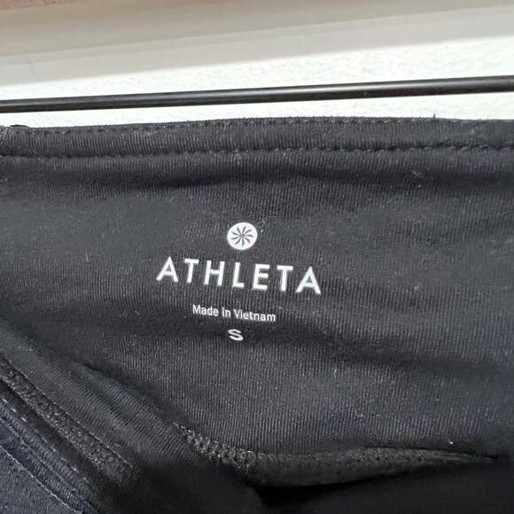 Athleta Black Cropped Leggings Size Small - Picture 4 of 6